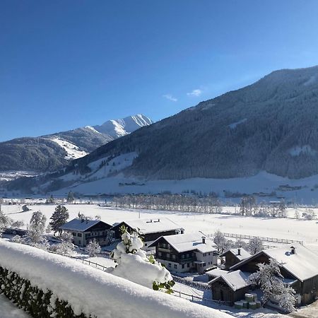 Holiday Apartment In Pinzgau With A Large Terrace Mittersill Eksteriør billede